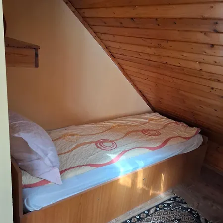 Sarkany Vendeghaz Apartment